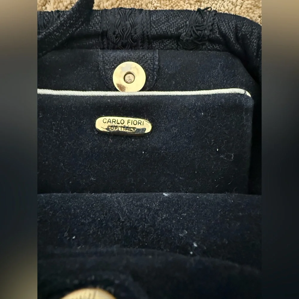 Elegant Black Clutch - Picture 2 of 5